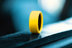 Zeus Pulse Yellow Thin Ring